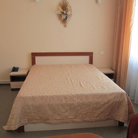 Sozh Hotel ホメリ エクステリア 写真