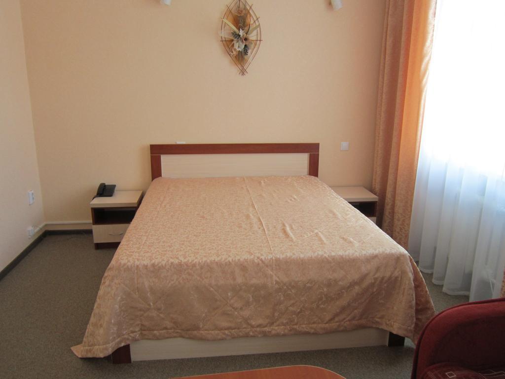 Sozh Hotel ホメリ エクステリア 写真
