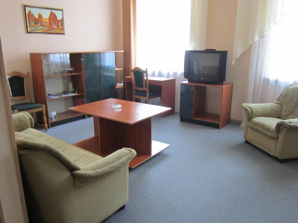 Sozh Hotel ホメリ 部屋 写真